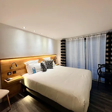 B洛奇酒店 3*