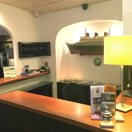 酒店 B洛奇酒店 圣特罗佩