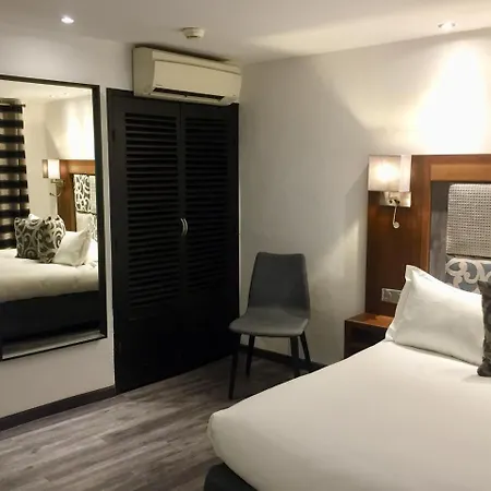 B Hotell Saint-Tropez