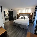 Hotel B 3*