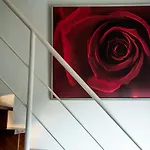 B Hotel